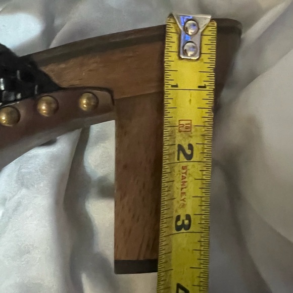 Michael Kors T strap heeled sandals - Picture 5 of 5